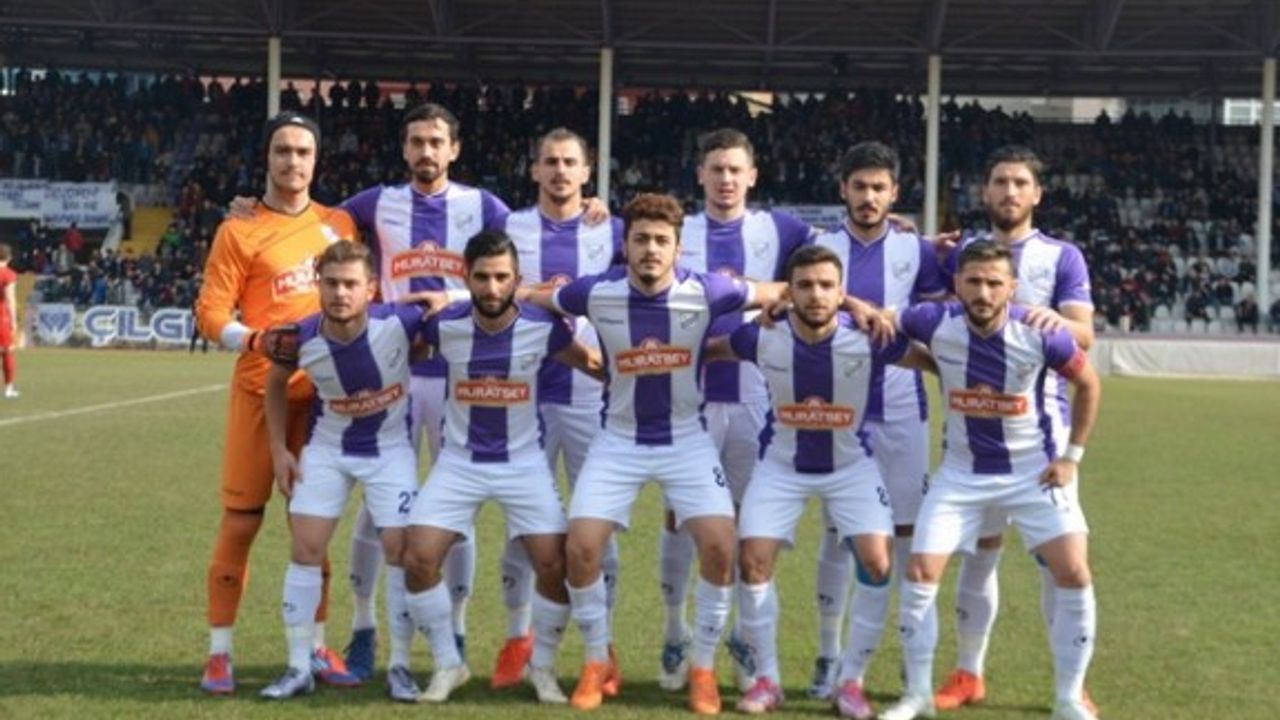 50 yıllık kulüp, amatörün eşiğinde