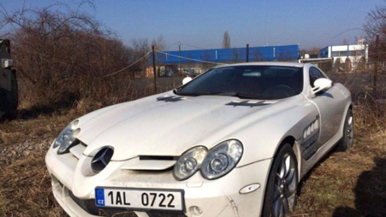 Mercedes-Benz Slr Mclaren Çürümeye Terk Edilmiş