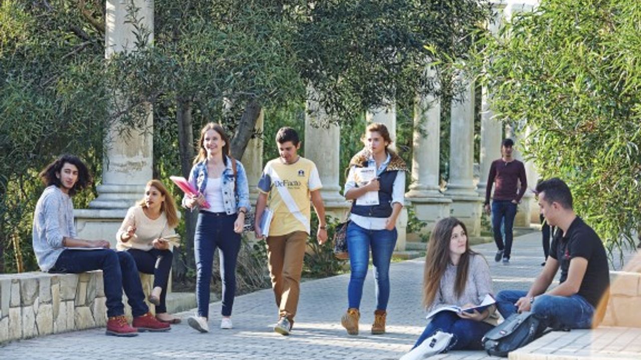 YDÜ'den turizme dünya standartlarında elemanlar