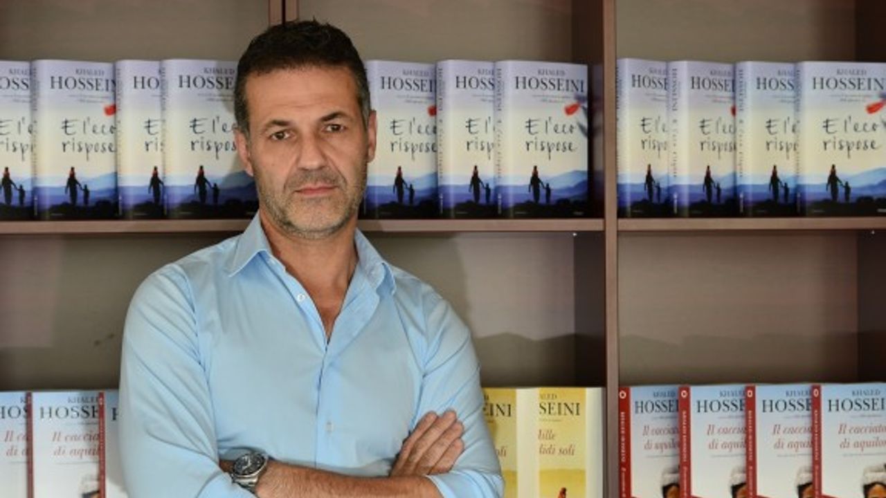 Yüreklere dokunan bir yazar Khaled Hosseini