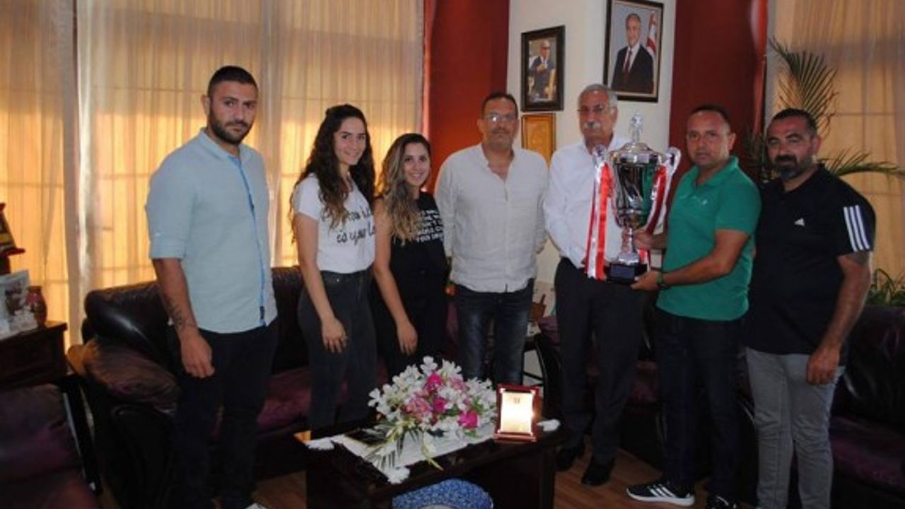 Girne Belediyesi’nden Ozanköy’e 36 bin TL