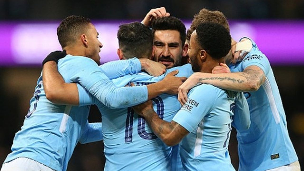 Manchester City dört dörtlük