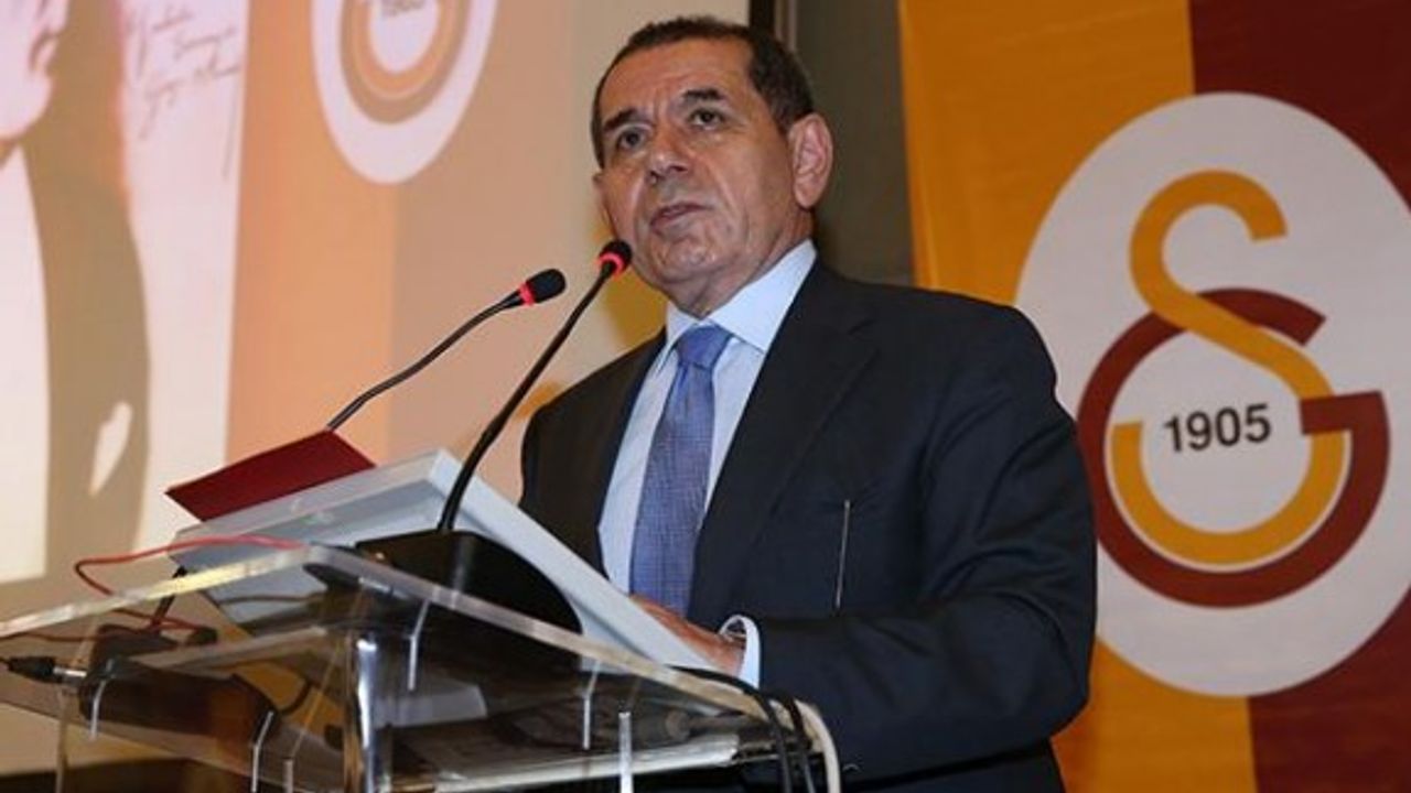 Dursun Özbek listesini tanıttı