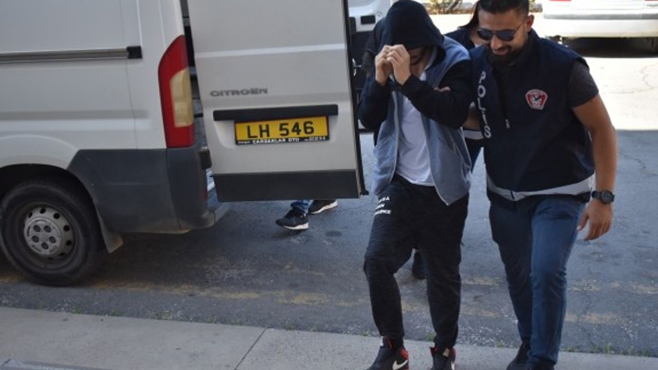 Postayla gelen paketten “extacy” hap çıktı