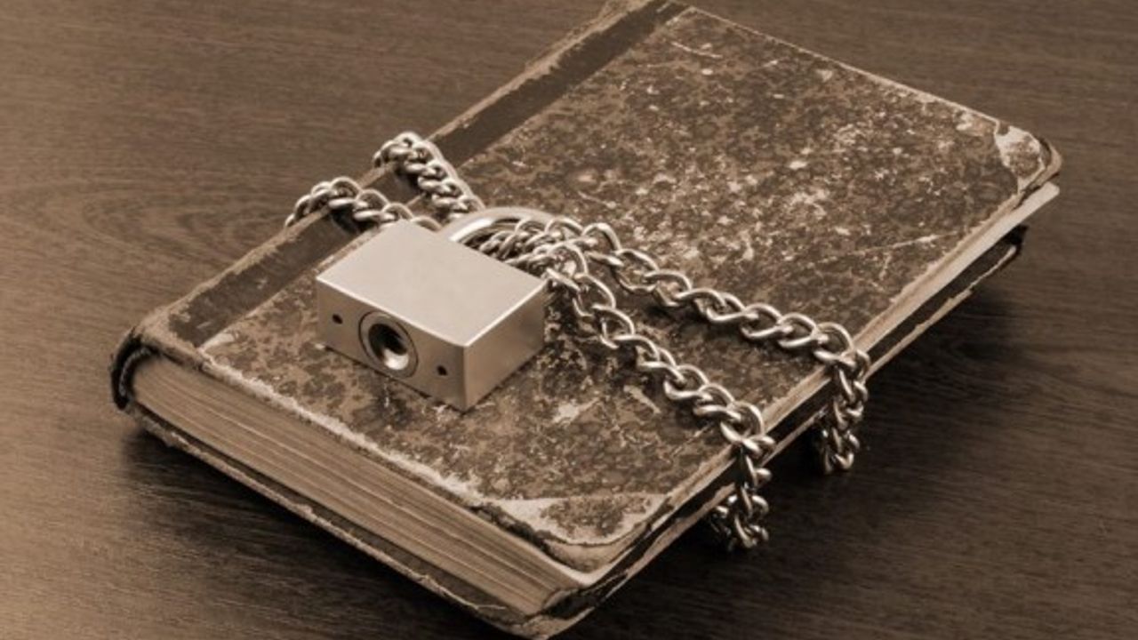 Yasaklanan Kitaplar Listesi