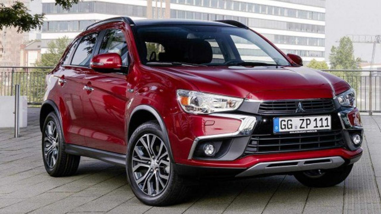 Mitsubishi ASX yeni yüzüyle görücüye çıkıyor