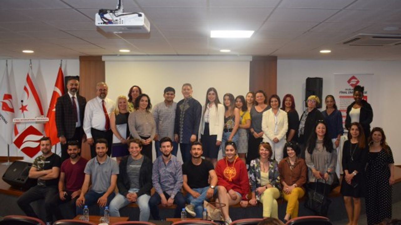 Uluslararası Final Üniversitesi’nde  “80 Dakikada Dünya Turu”