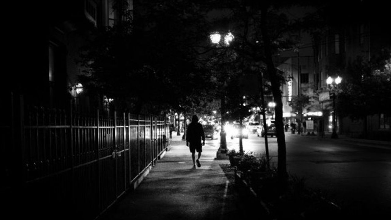 Genç kızın Lefkoşa sokaklarında yaşadığı korku dolu anlar