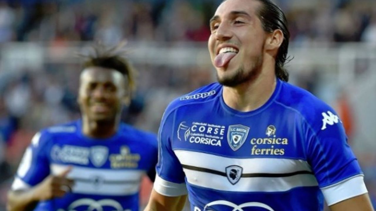 Medipol Başakşehir'e Fransız forvet