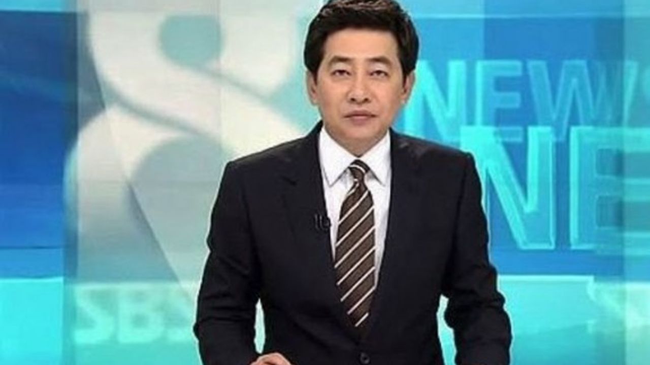 Ünlü spiker etek altı fotoğraf çekerken yakalandı!