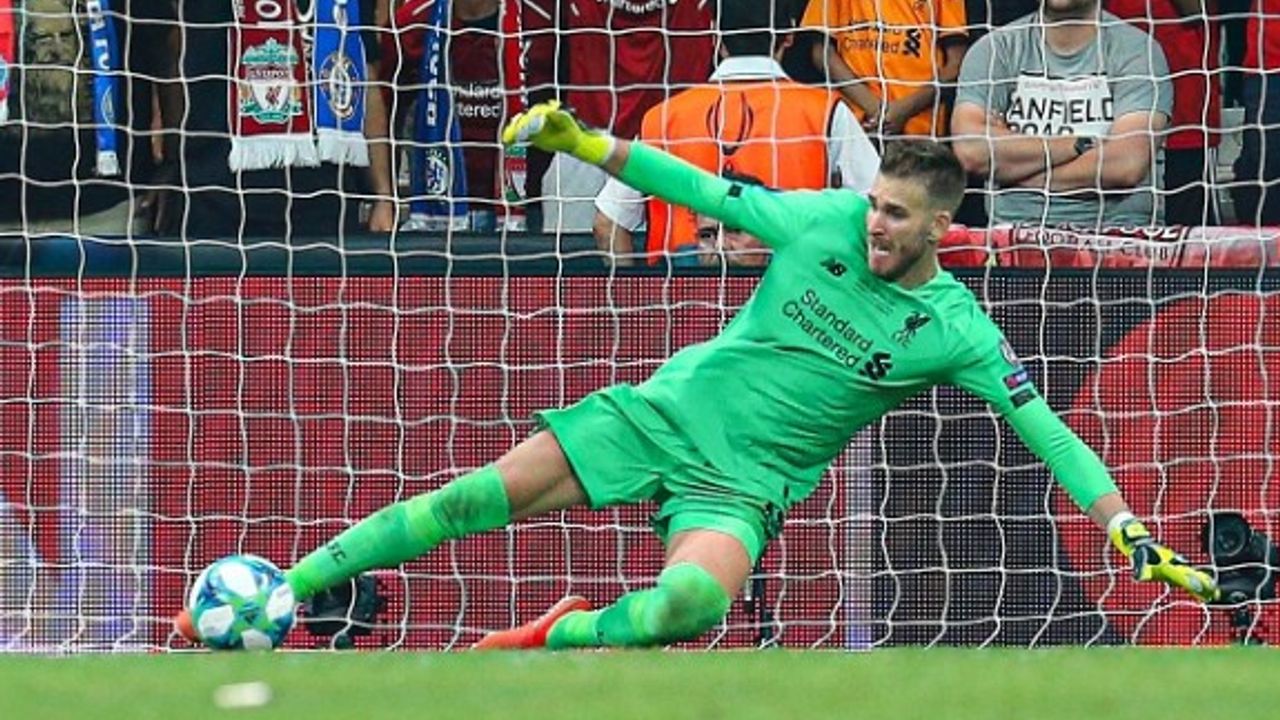 Adrian'dan Liverpool'a kötü haber