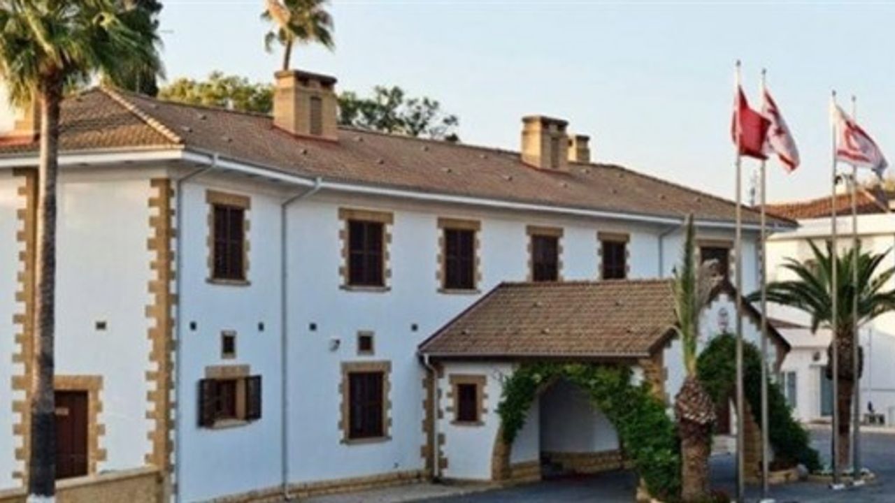 Akıncı, 6 Ağustos'ta parti liderleriyle görüşecek