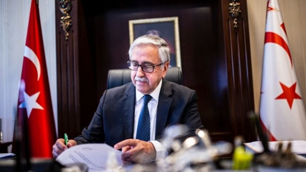 Akıncı'nın parti liderleriyle görüşme saati değişti