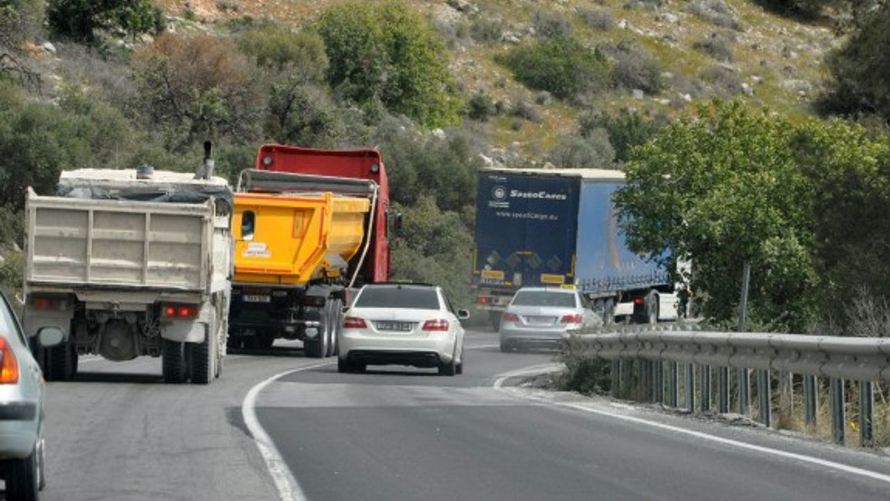 Anayollardaki ağır yük araçları kontrol altına alınmalı