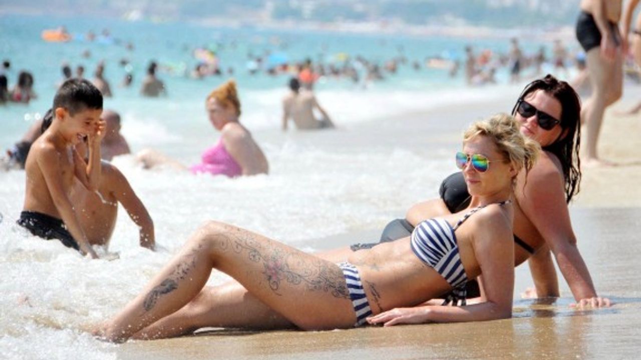 Antalya’da tüm zamanların turist rekoru kırıldı