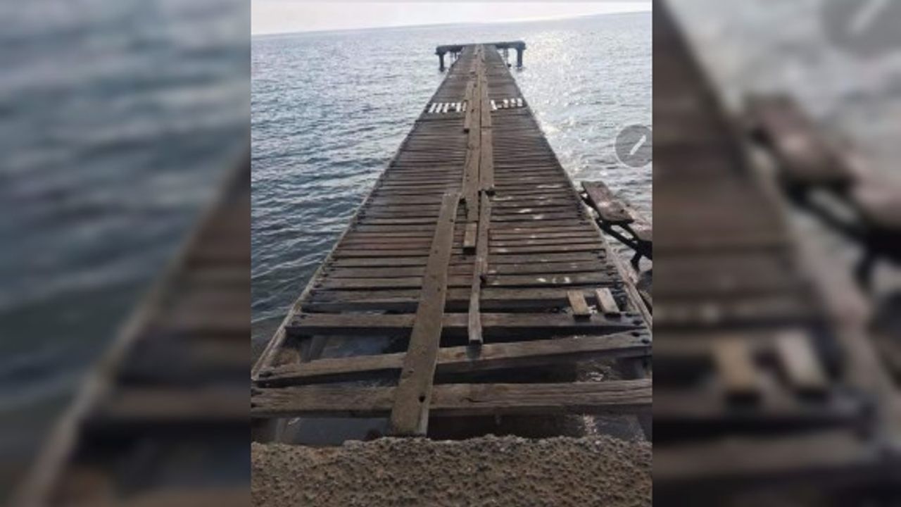 Bedi’s Plajı’ndaki iskele SOS veriyor