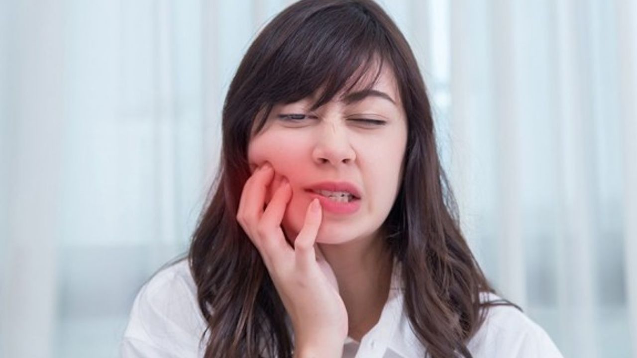 Diş sağlığı hakkında doğru bilinen yanlışlar