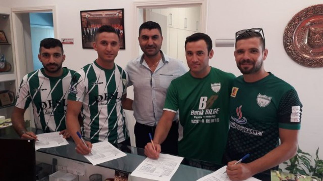 Dörtyol'da dört imza