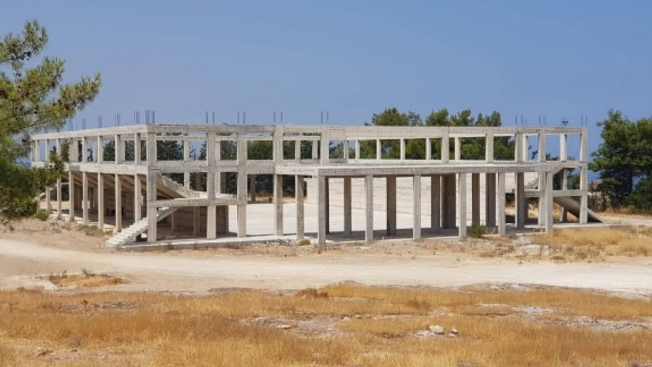 Salonsuz şampiyonlar, salonun tamamlanmasını bekliyorlar