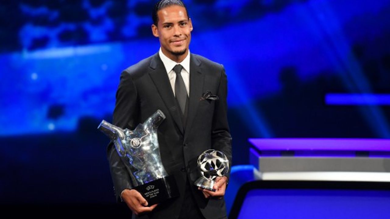 Van Dijk Avrupa'da yılın futbolcusu seçildi