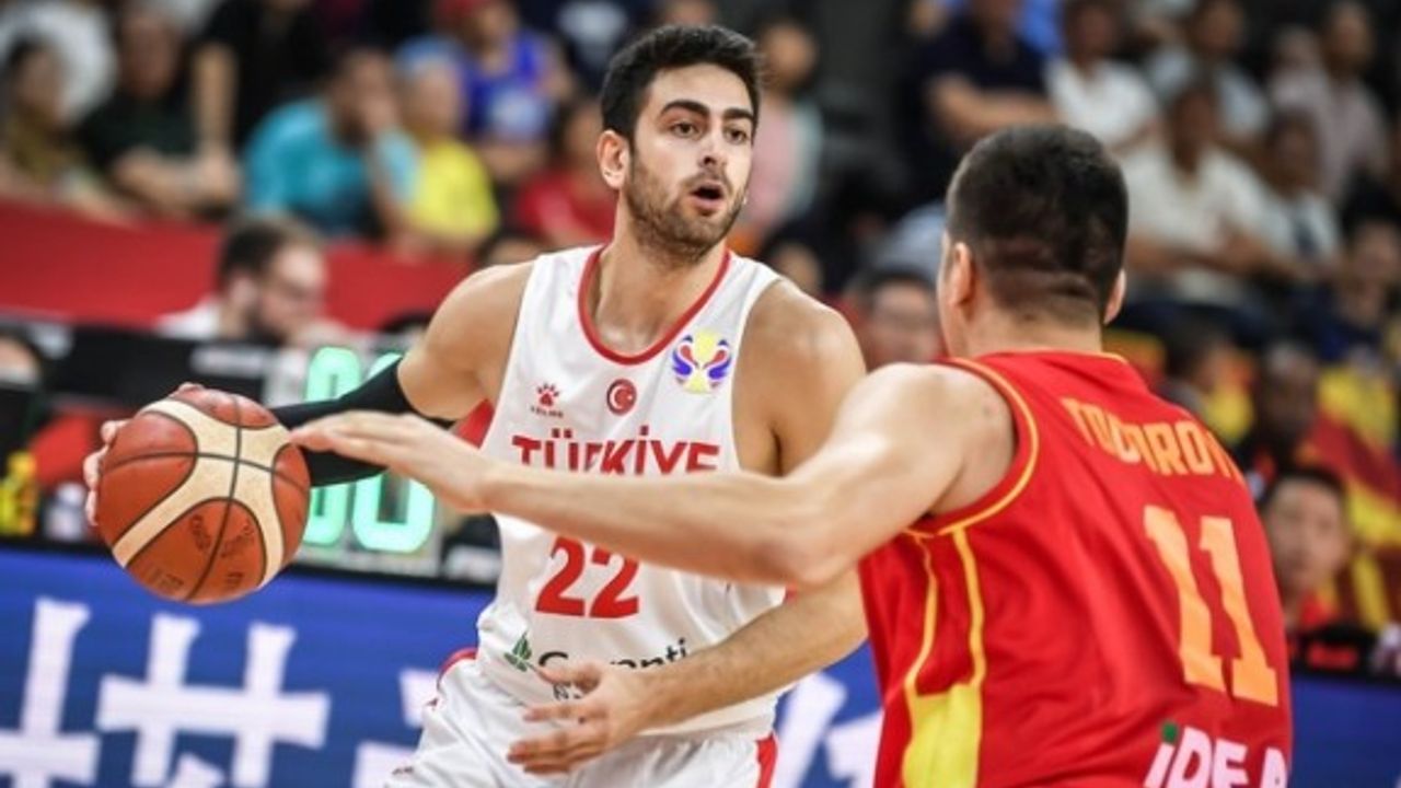 12 Dev Adam'dan süper geri dönüş