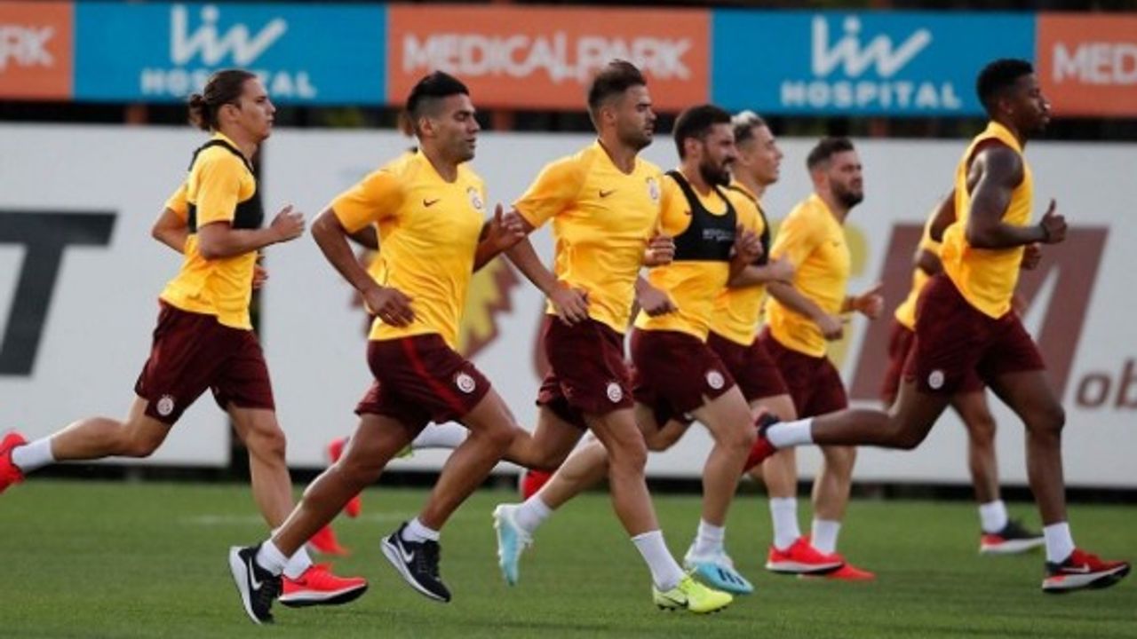 Galatasaray’ın Devler Ligi kadrosu belli oldu