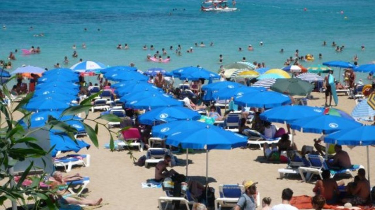 Güney'de turizm Ağustos'ta rekor kırdı