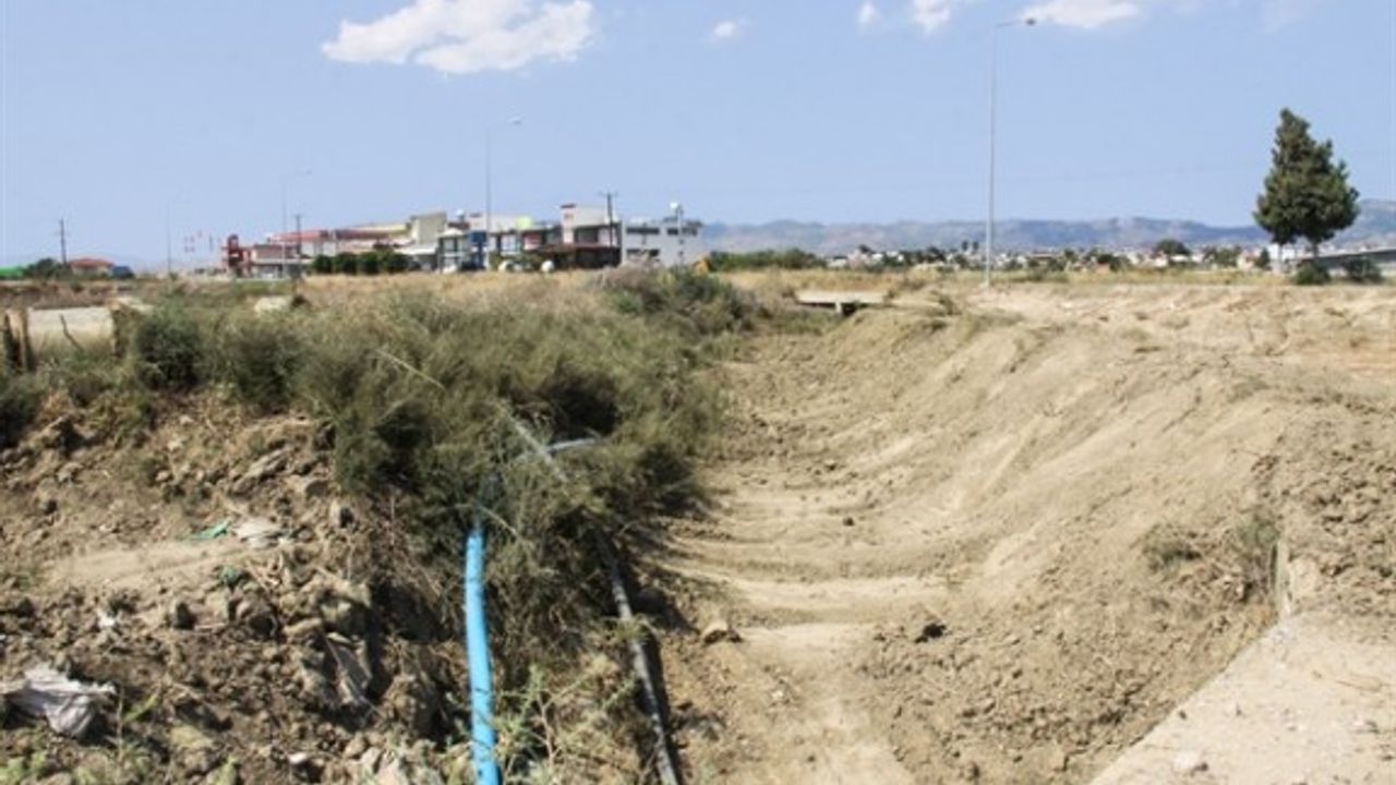 İskele'de dere yatakları ıslah ediliyor