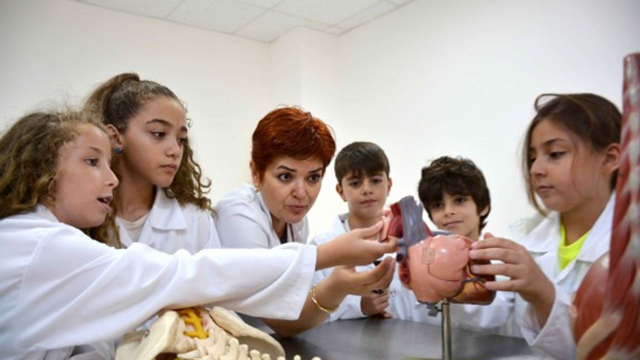 Özay Günsel Çocuk Üniversitesi kayıtları devam ediyor