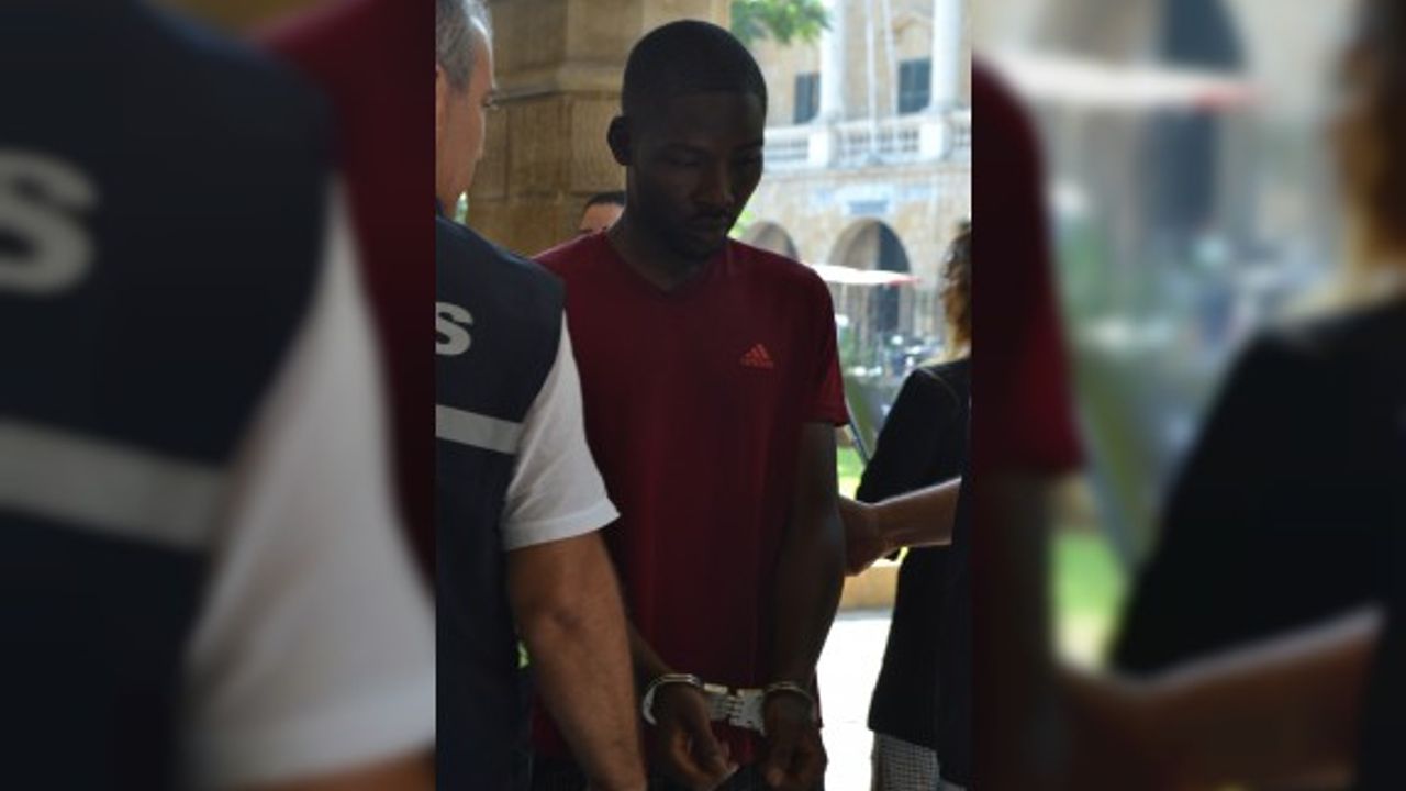 Üç buçuk yıldır kaçak yaşıyordu