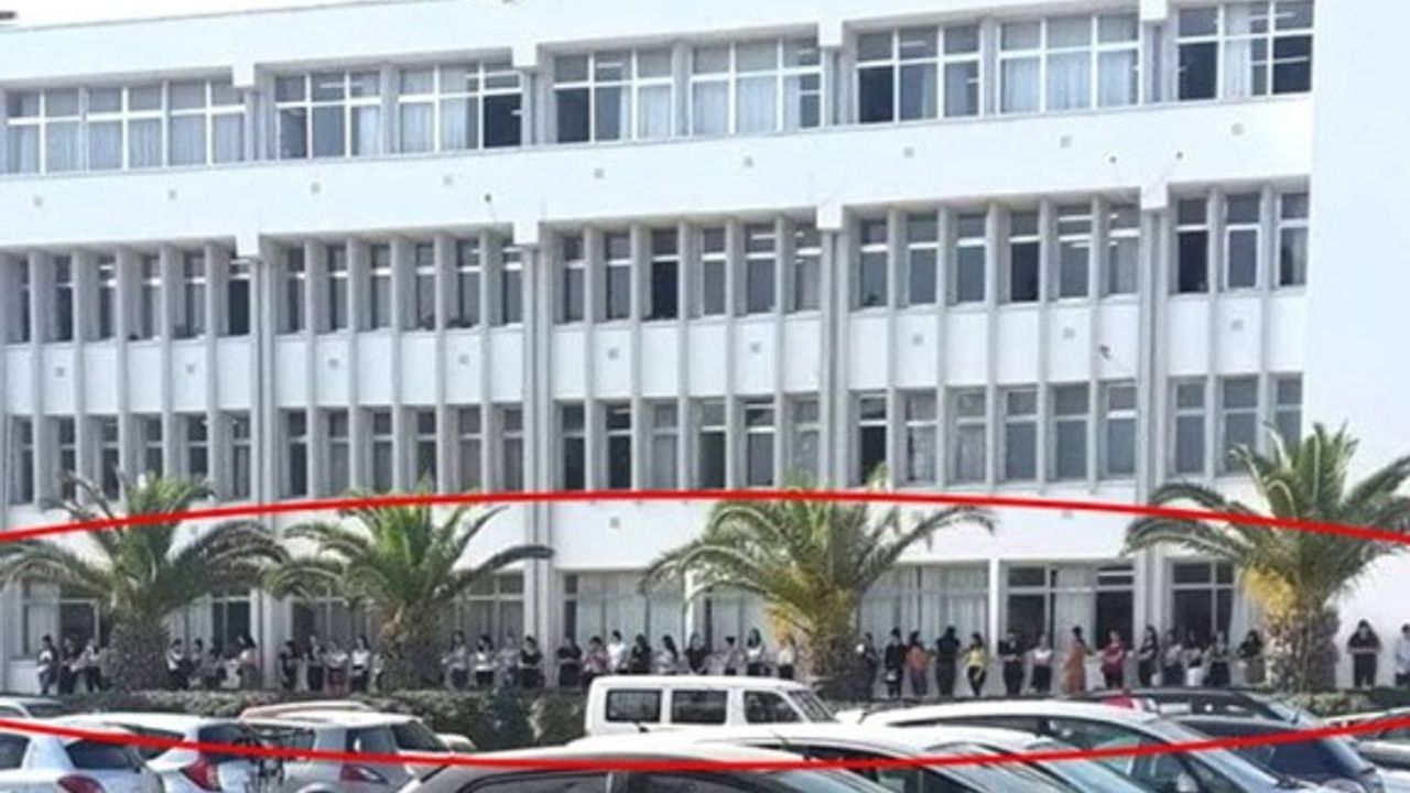 Yüzlerce genç kuyruklarda sırada bekliyor