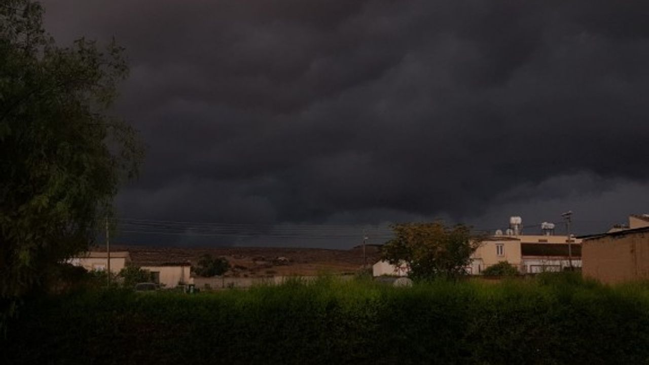 Serin ve yağmurlu hava etkili olacak