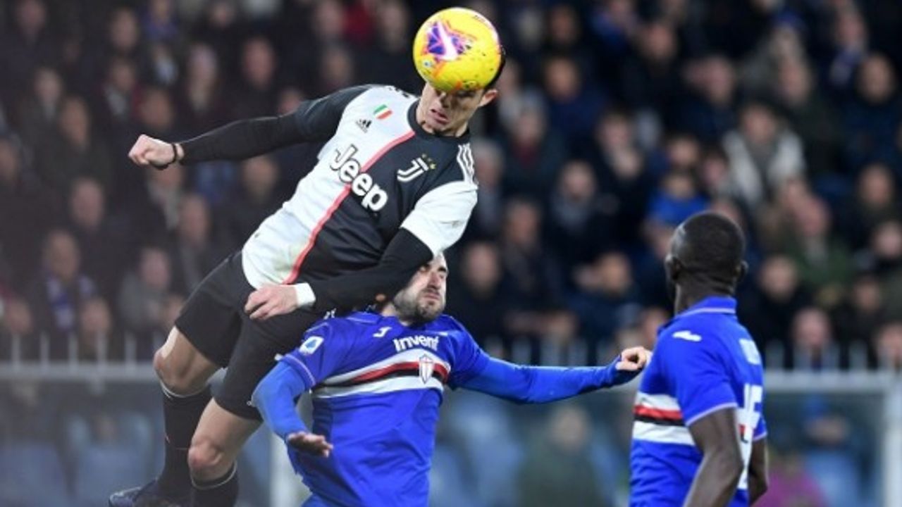 Ronaldo fizik kurallarına meydan okuyor