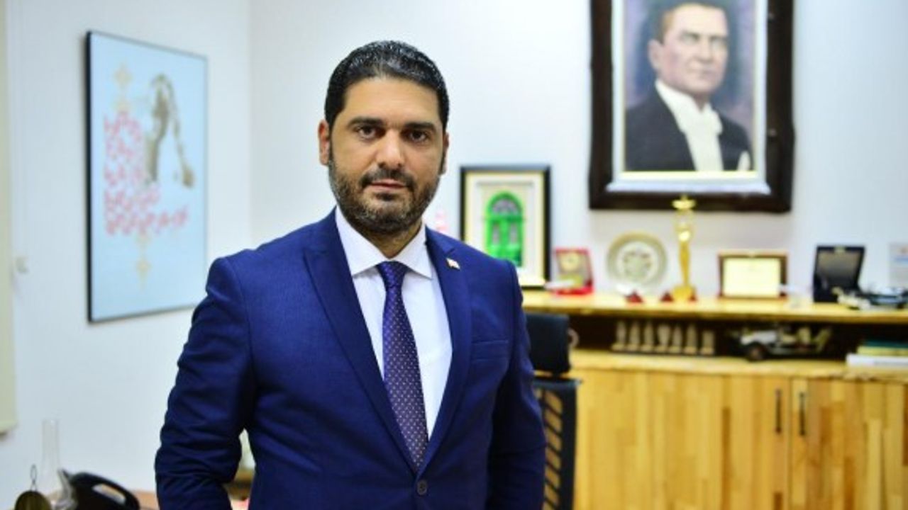 "Dr. Küçük, KKTC'ye giden yolu açan öncü bir liderdi"