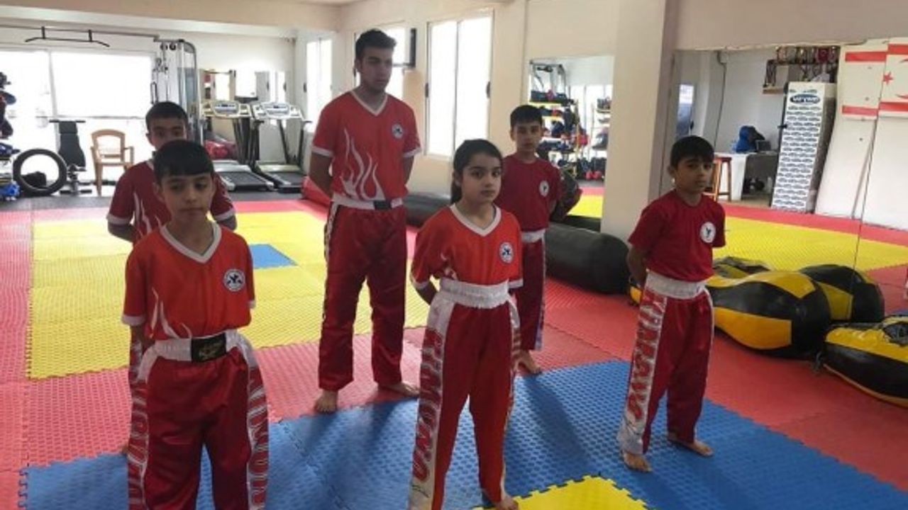 Kickboks Renkli Kuşak Sınavı'nda terfi edenler açıklandı