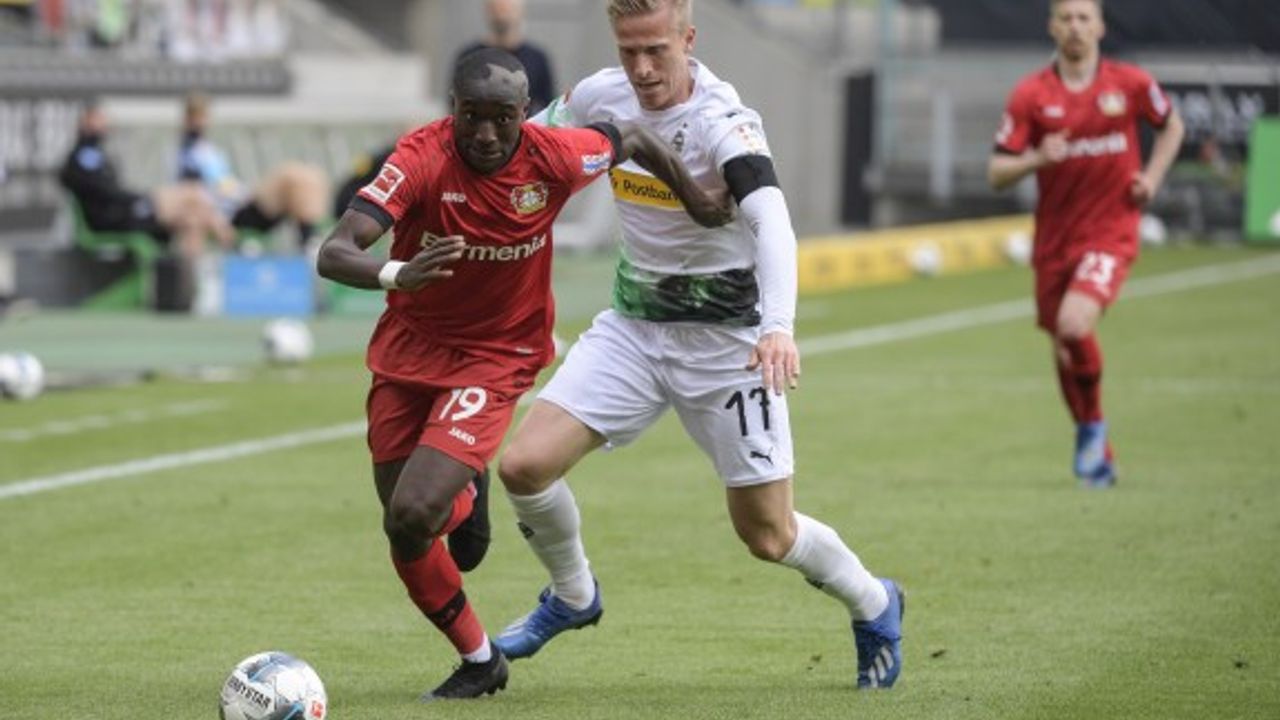 Leverkusen, M'Gladbach'ı deplasmanda yıktı