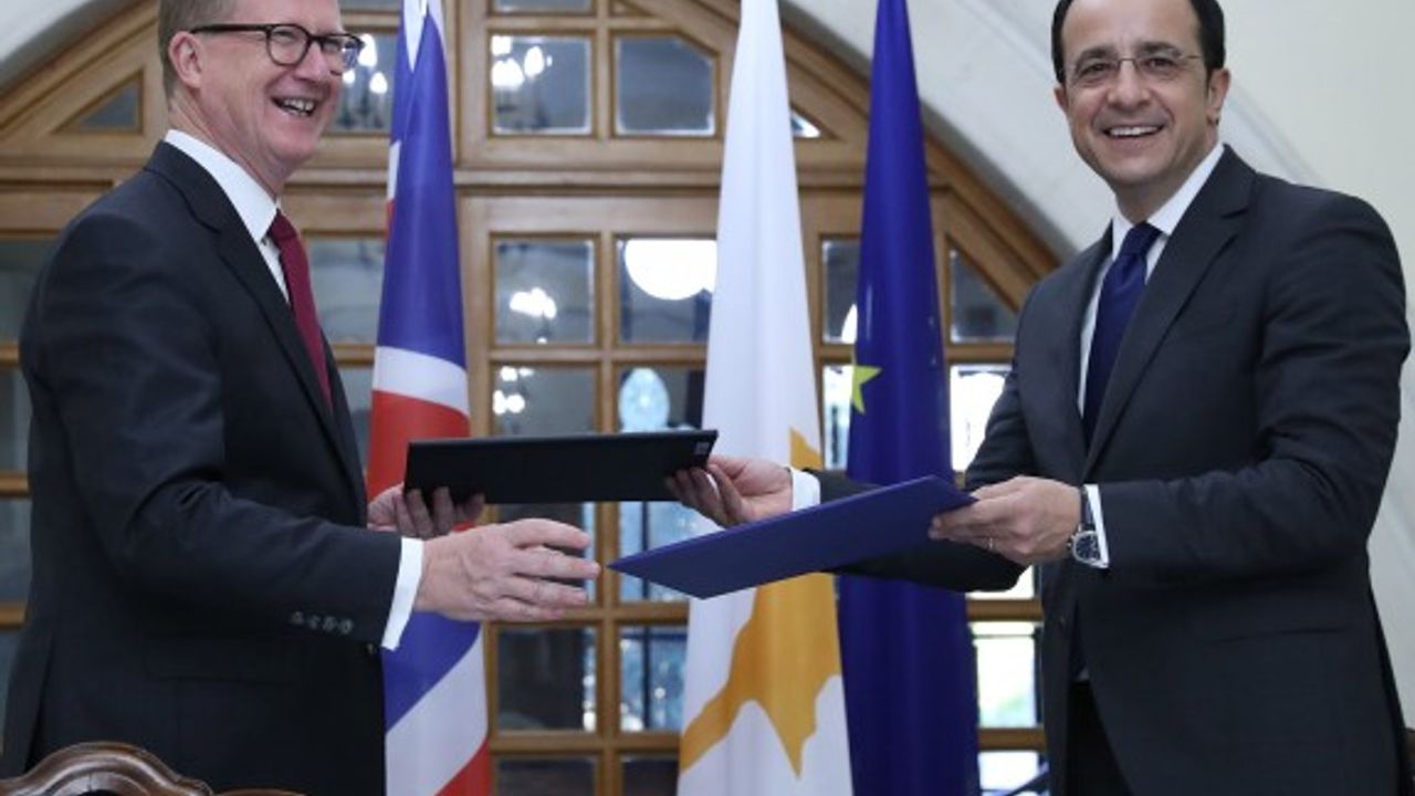 İngiliz üsleri bölgesi için önemli anlaşma