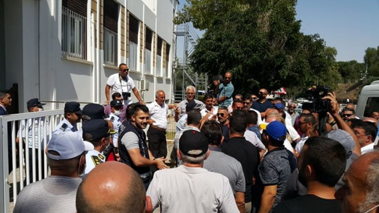 Kar-İş yetkilileriyle hükümetin görüşmesinde anlaşma yok