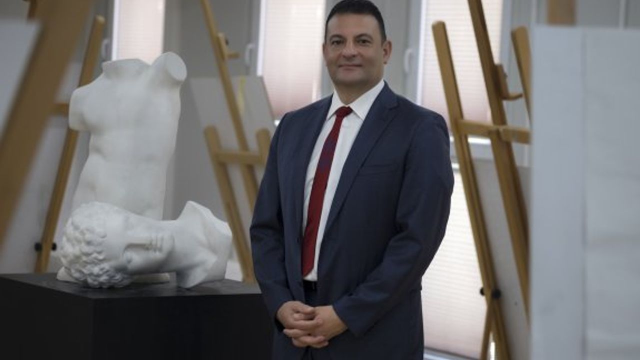 ARUCAD rektörlüğüne Prof. Dr. Asım Vehbi atandı