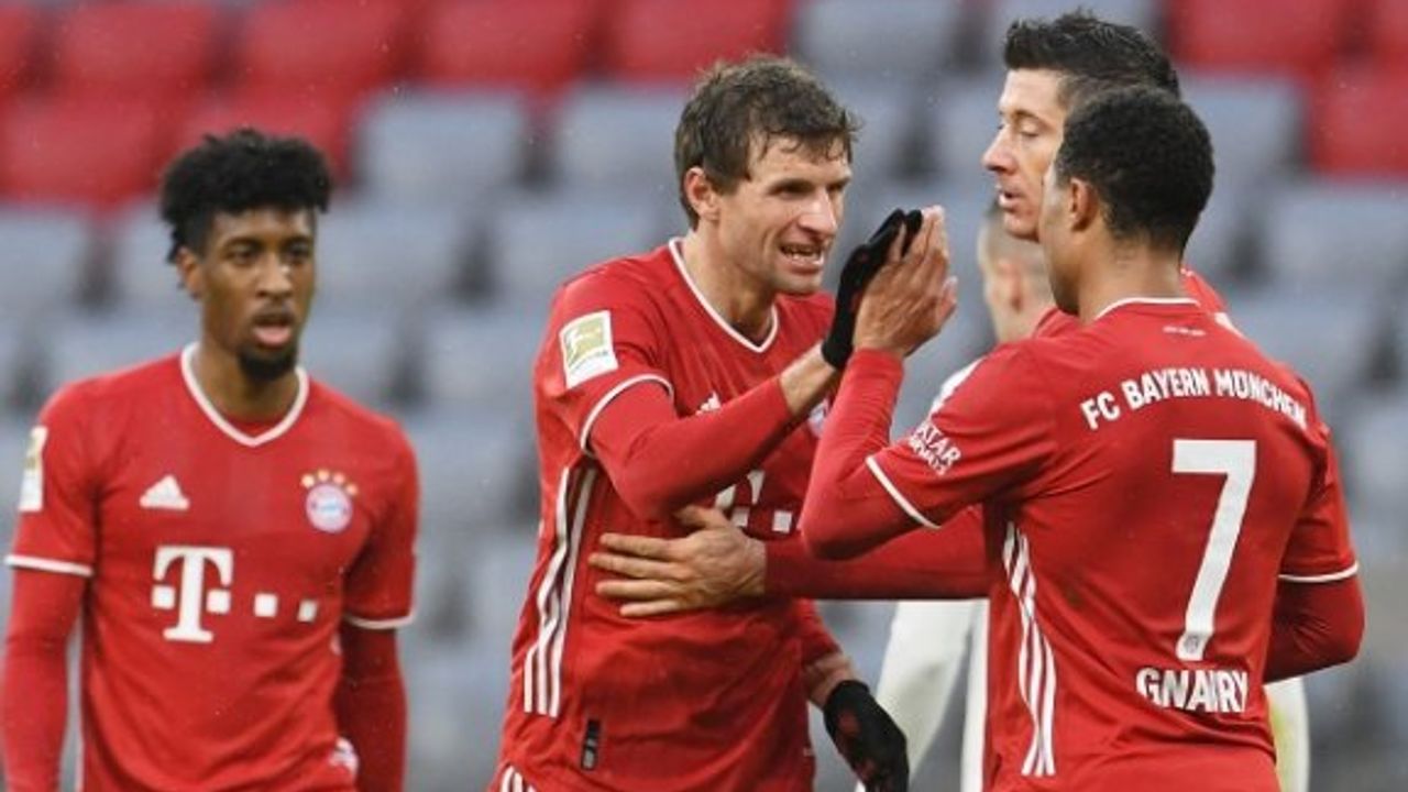 Bayern Münih, Hoffenheim'ı farklı geçti