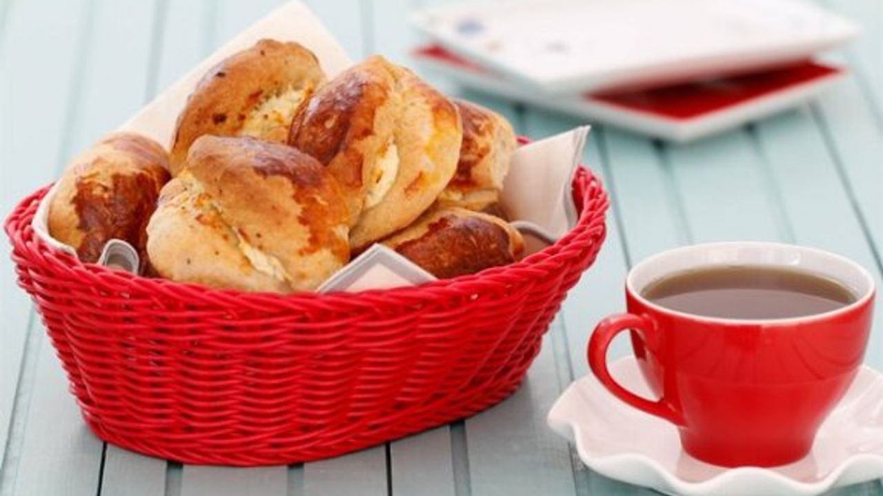 Çay Saatlerinin Vazgeçilmezi 9 Poğaça Tarifi