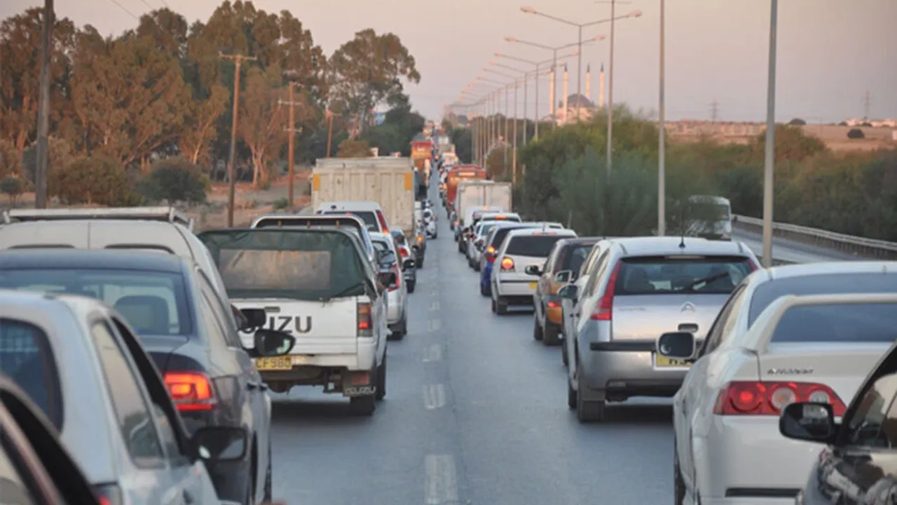 Kapanmayı duyan Mağusa ve İskele’ye kaçtı