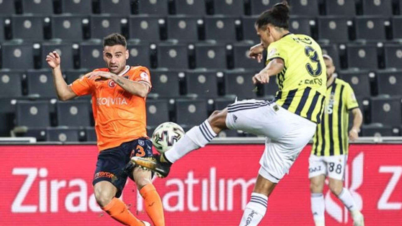Kupada ilk yarı finalist Başakşehir