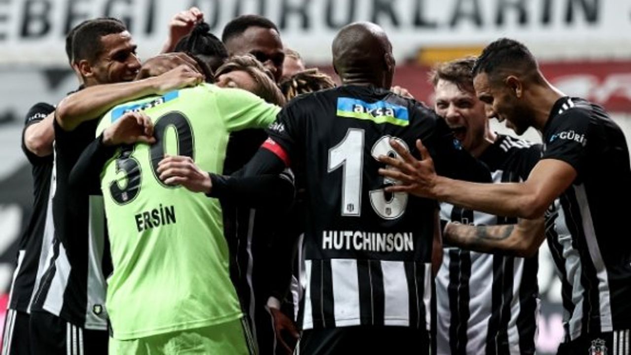 Beşiktaş'ta kadro planlaması Sergen Yalçın’ı bekliyor