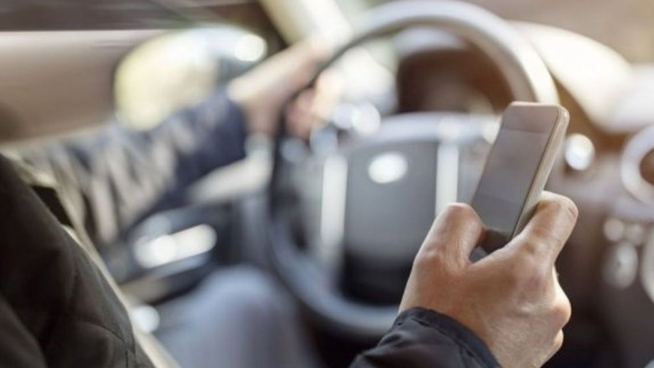 Cep telefonları, hayatımızı tehlikeye atıyor