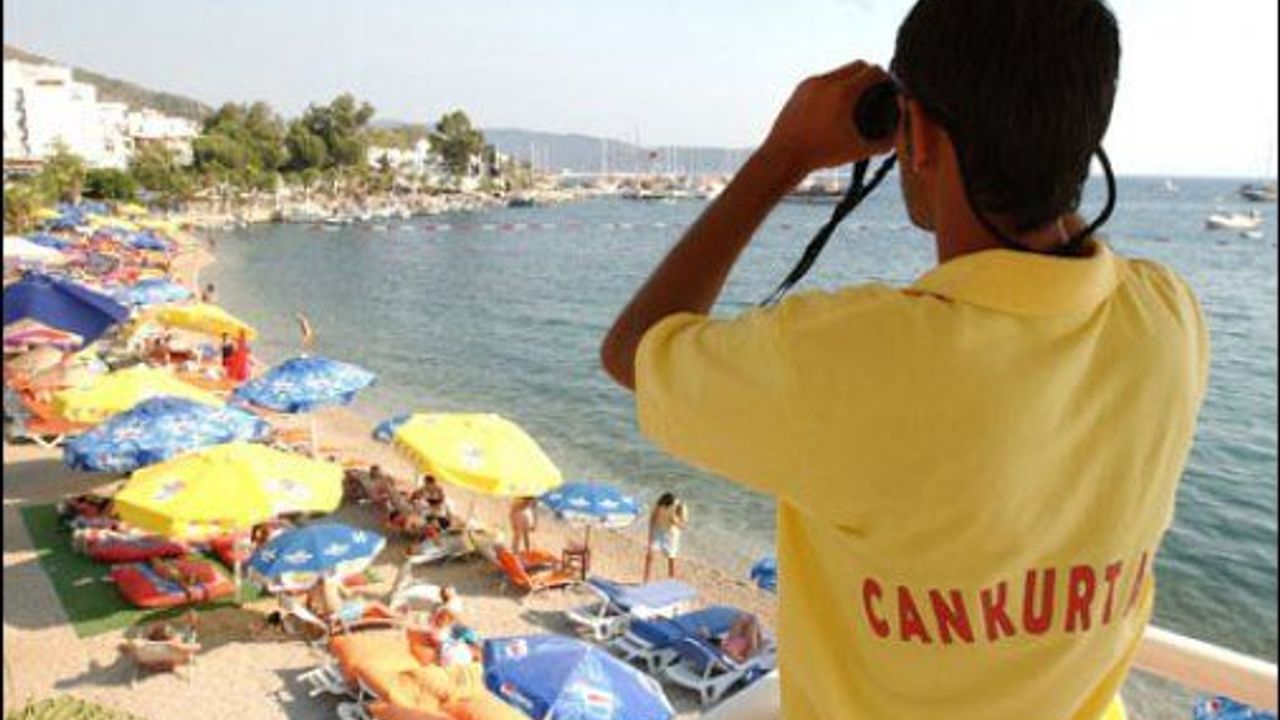 Plajlarda can kurtaran eksikliği gözden kaçmamalı