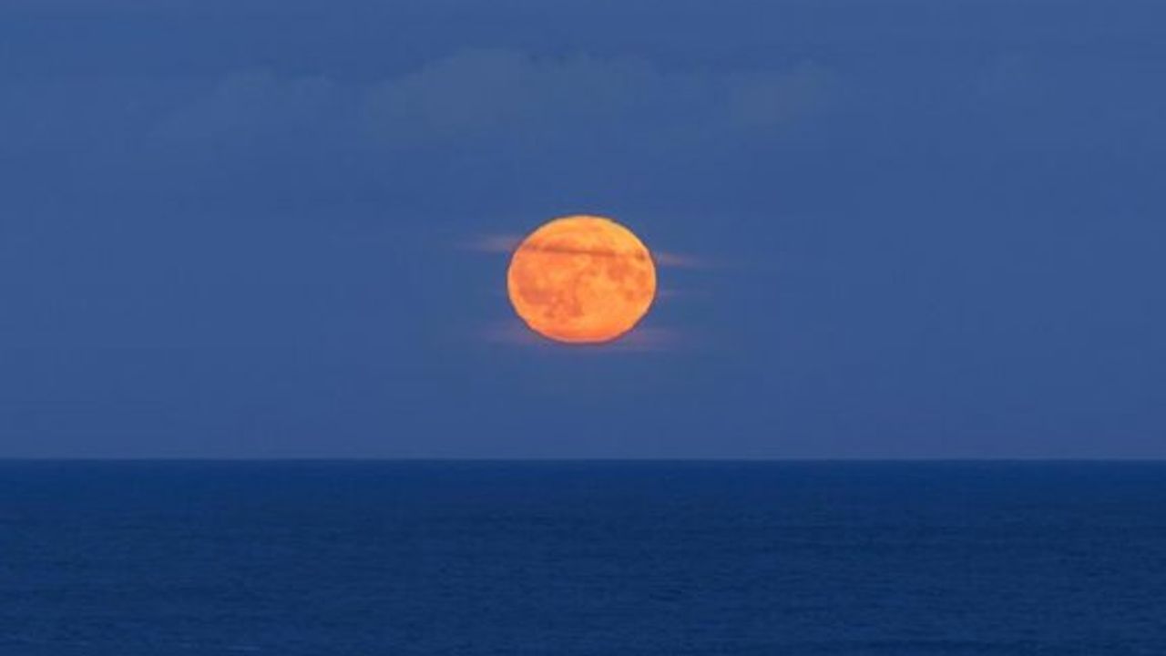 NASA bu kez 'Ay' uyarısı yaptı!