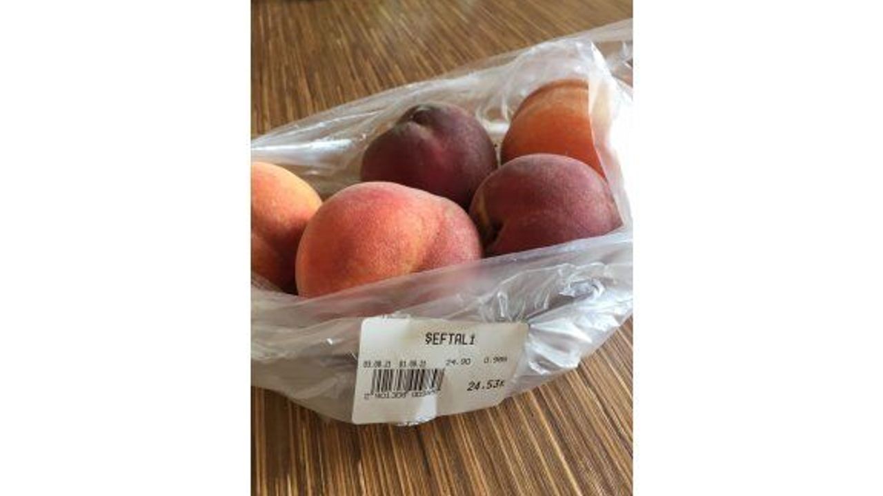 Denetimsizliğin sonucu: Tanesi 5 TL’ye şeftali!