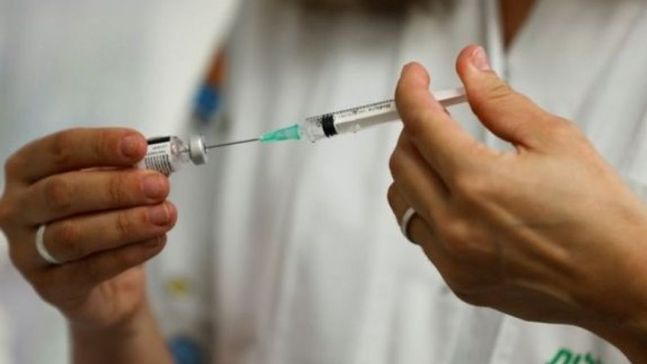 DSÖ'den aşılarda üçüncü dozu askıya alın çağrısı