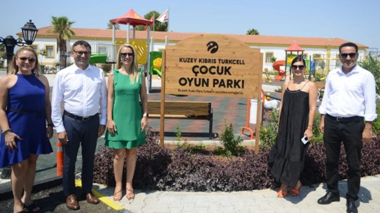 Kuzey Kıbrıs Turkcell’den, Akçay köyüne çocuk oyun parkı!